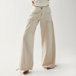 NWOT We The Free Cream Wide-Leg Jeans